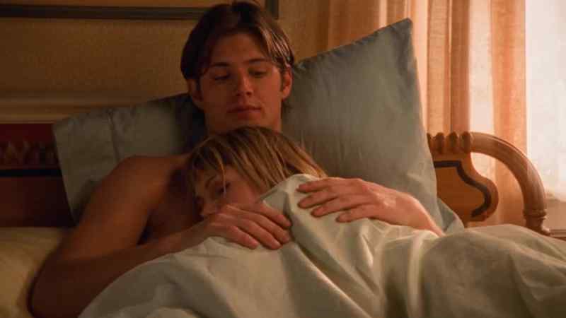 Ls this what you were talking about? Snuggling?