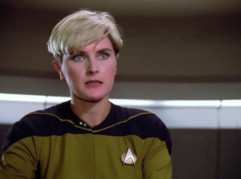 Lt Yar to Cmdr Riker