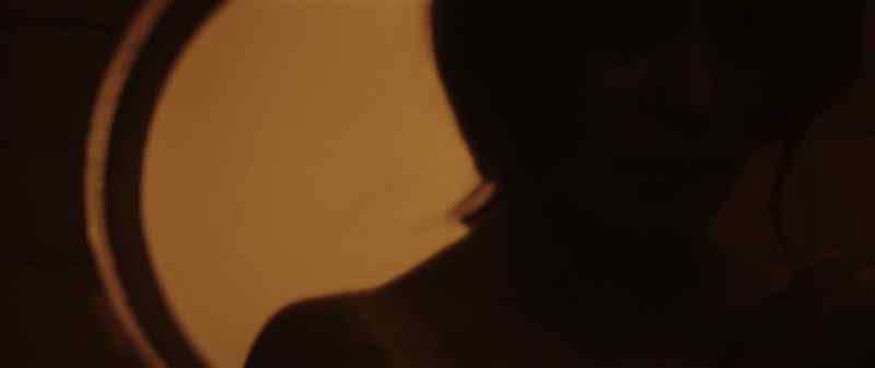 lt's so dark. - Come here. Don't be afraid
