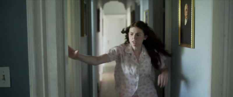 Lucy! Get over here!