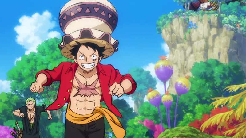 Luffy! There's a small old treasure chest within the pile!