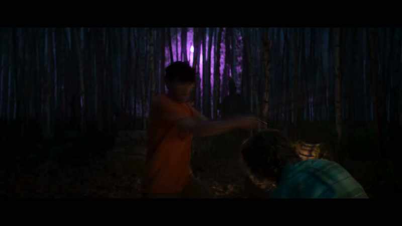 [Luke grunting] - [swords clashing]