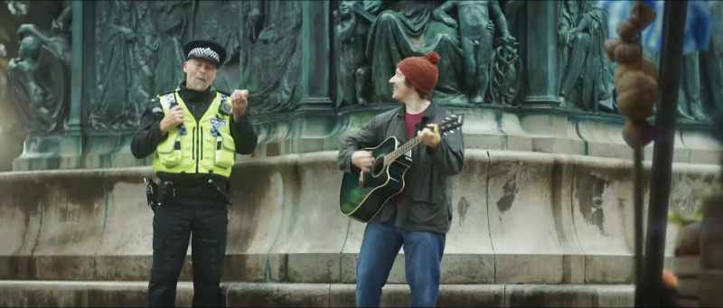 (LUTE PLAYING)