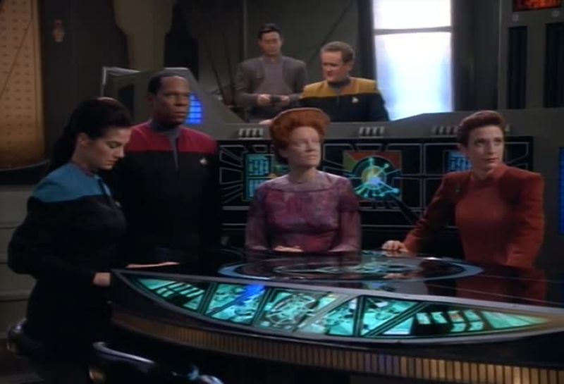 L've cleared the Skrreean ship to dock at upper pylon two