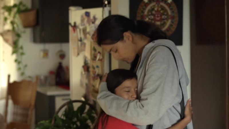 Lydia: Abuelo, Mami's home!