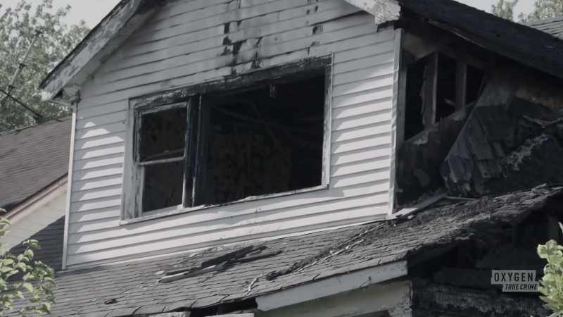 Lynette planned or wanted her house burned