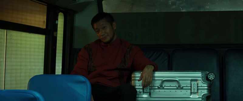 Maam.could you get off the bus for a moment please?