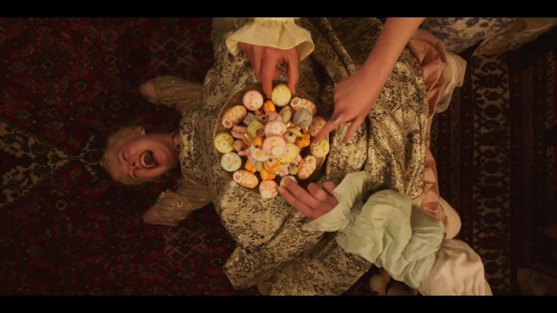 � Macaroons on Paul!