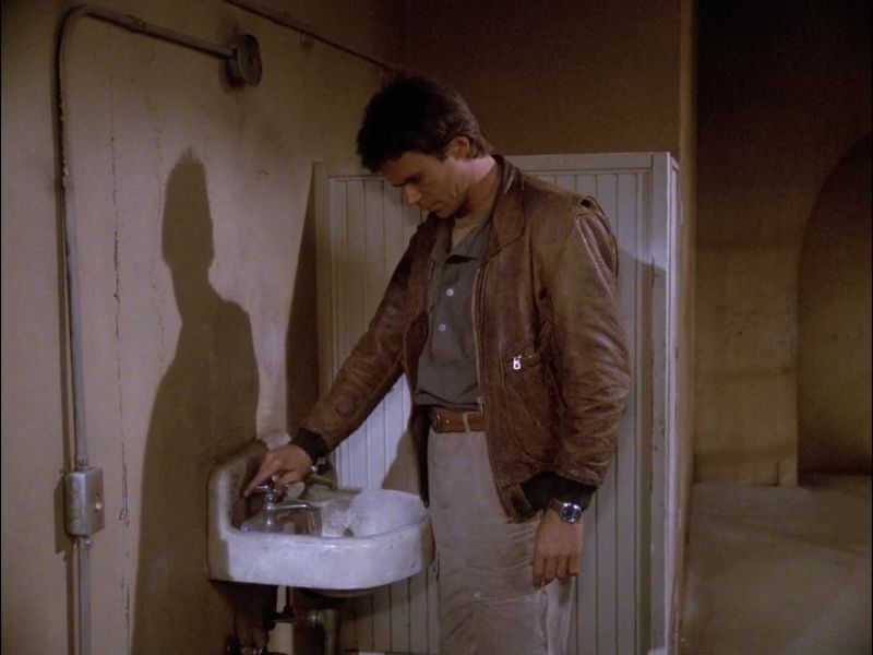 MacGYVER: l had running water and an electrical socket nearby