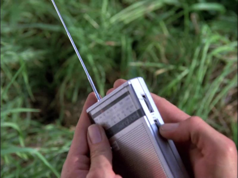 MACGYVER: These loops will form a directional antenna
