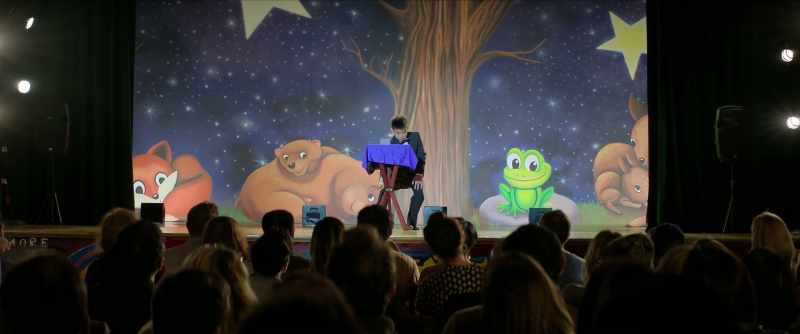 �� Magic, mystery, and charming… ♪
