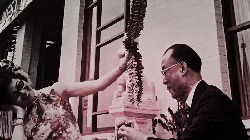 Mainstream banks couldn't serve the growing Chinatown community
