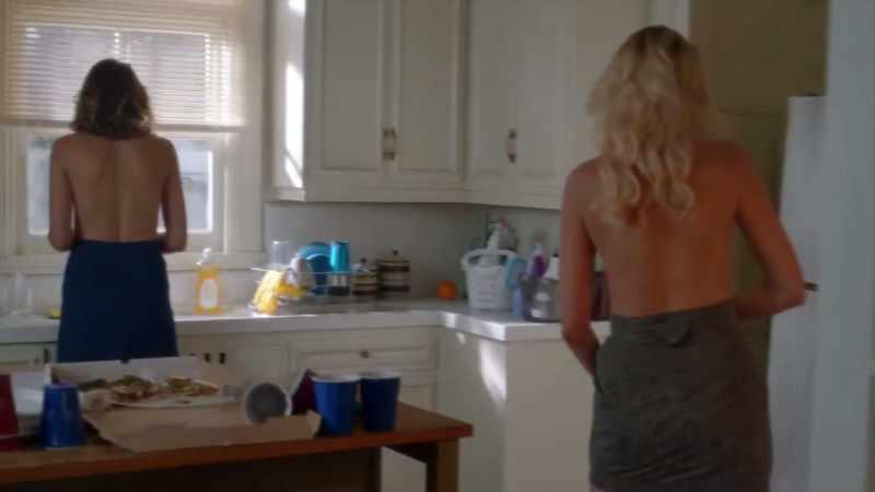 (male ♪2) 'Hey, Jake, grab me a drink.'