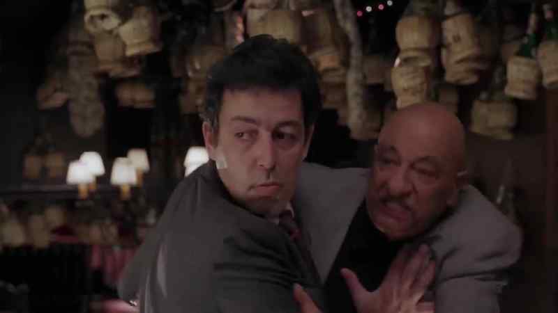 Mama mia! - Son of a bitch, I'll kill him!