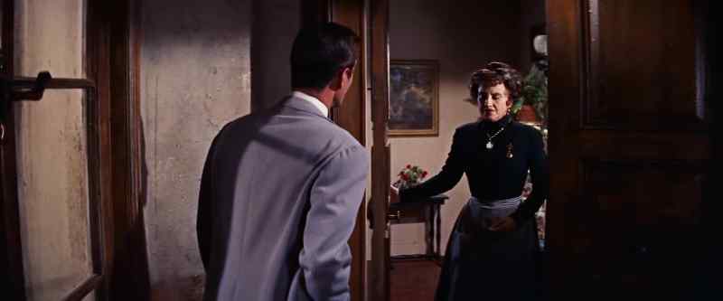Mamita, are you alone? -Yes
