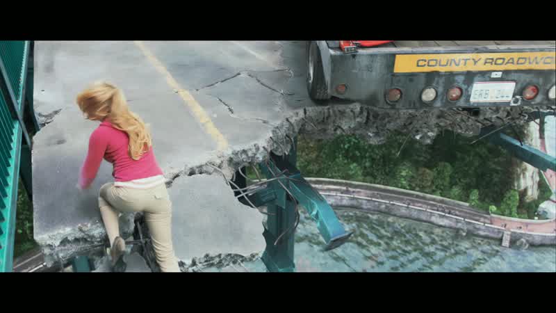 MAN 1: Run!