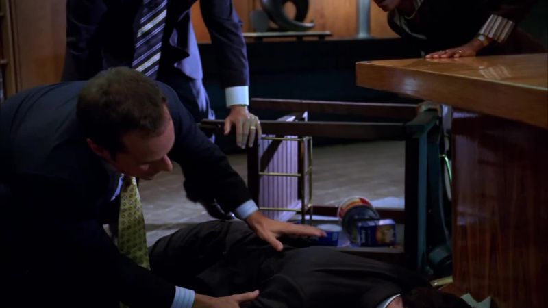 Man: Call 911
