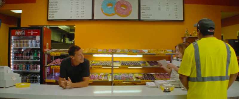 [man] Hi, sweetie. Can I get, uh, two…