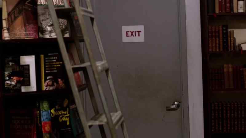 Man: Hurry! Come on!