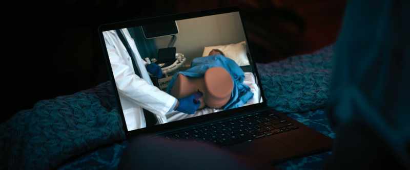 MAN IN VIDEO: Position the dilator