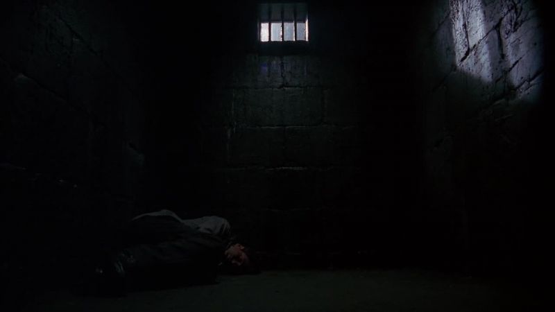 (man) Prisoner. Hey!