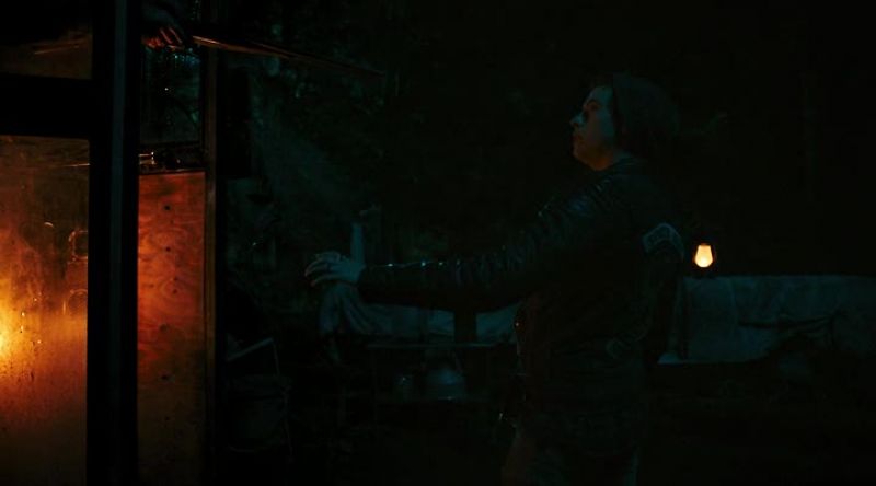 [man] You hold it right there, boy