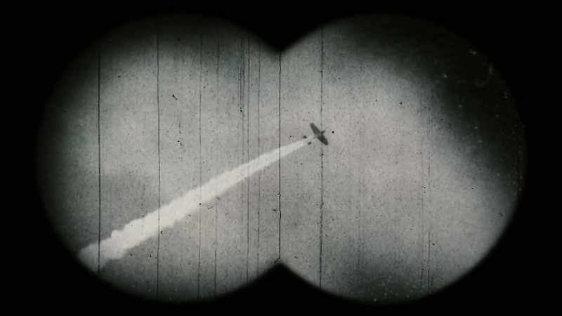Mantell pursued the object in a steep climb