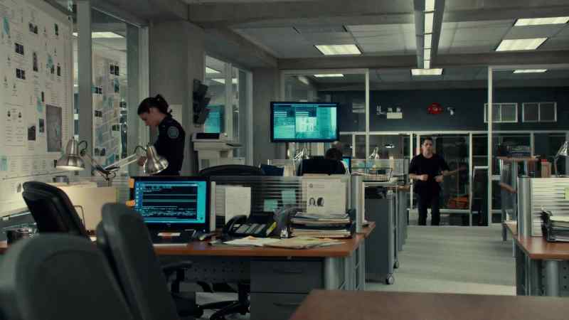 MARLO, UH, YOU GOT THOSE, UH, THOSE HARD DRIVES IN HERE?