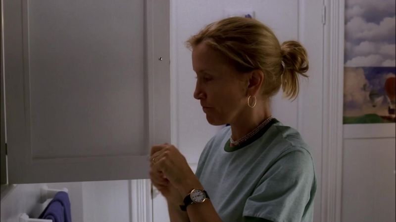 Mary Alice: AS LYNETTE SWALLOWED THE STOLEN MEDICATION