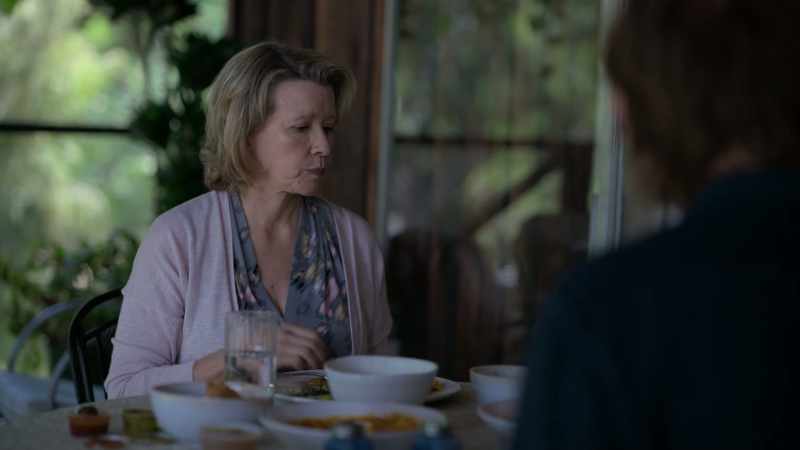 MARY: So, my parents got a new cat