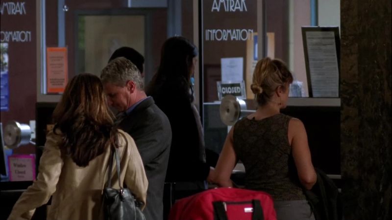 Mason, can you see the ticket booth? - Roger that
