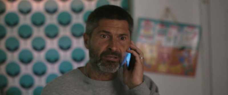 Mate, can you turn it down? I'm on the phone