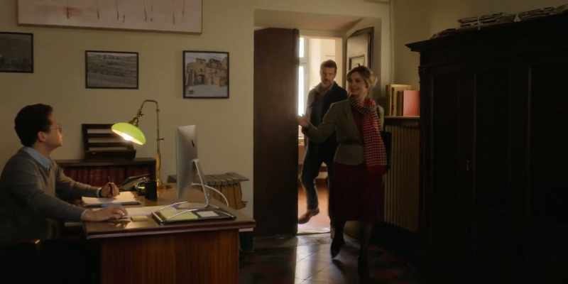 Matteo, my assistant. Mr. Eric Field. -[Matteo] Salve