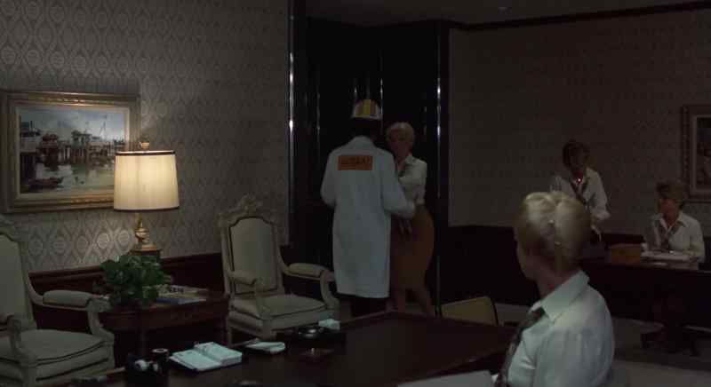 May I help you? Mr. Mann's office?