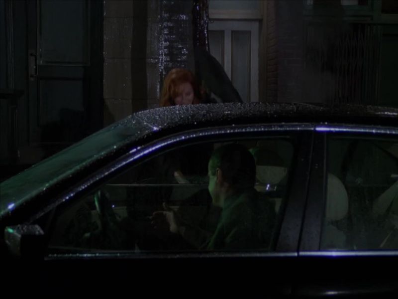 May I offer you a ride? - Oh, thank you