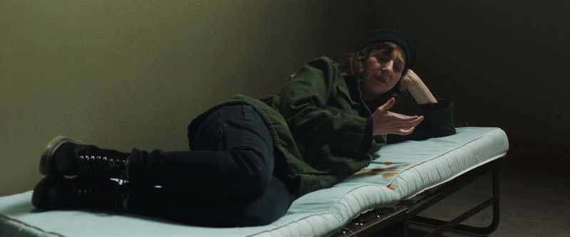 Maybe they ate in bed. - No, that's blood