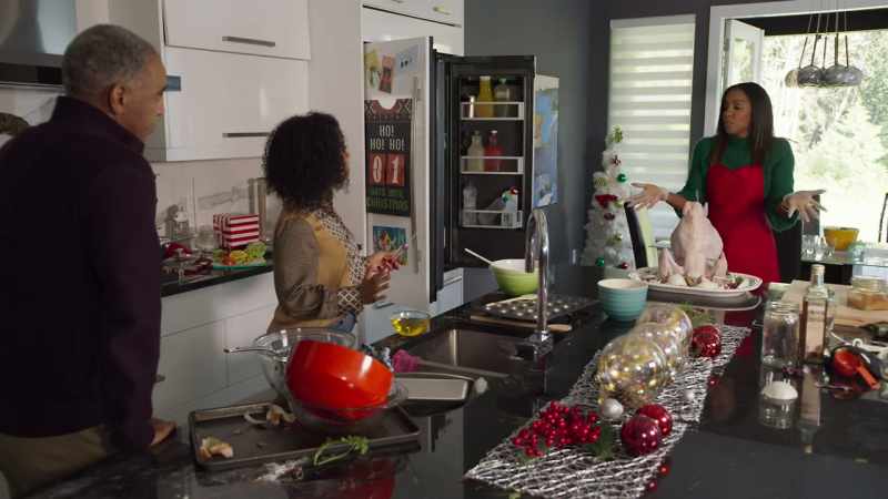Maybe we can salvage this video with a turkey scene