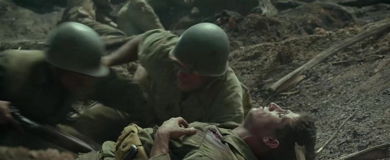 Medic! Vito's down! I'm coming!