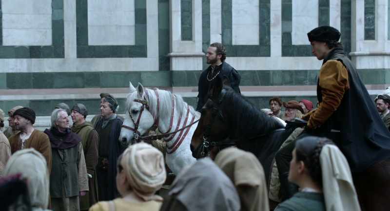Medici, come out here!