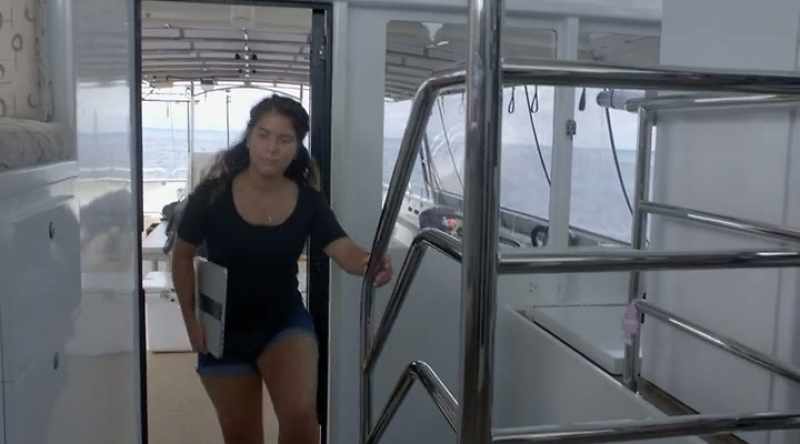 Melissa re-visits Elyse's attack, and notices a clue