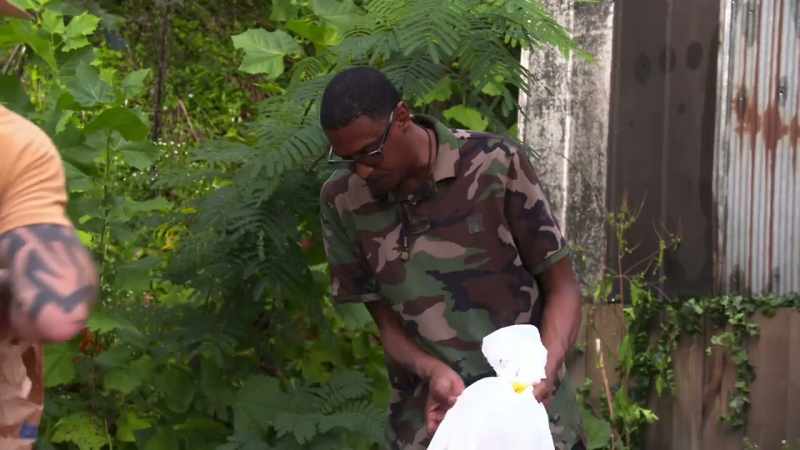 Mena, be careful with that bag