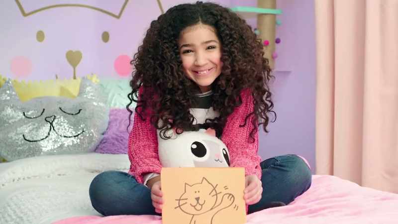 Meow, meow! Hi. I'm learning how to speak kitty-cat