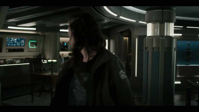 [metal clattering]