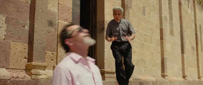 Mi scusi! - Finalmente, padre. La stavo cercando