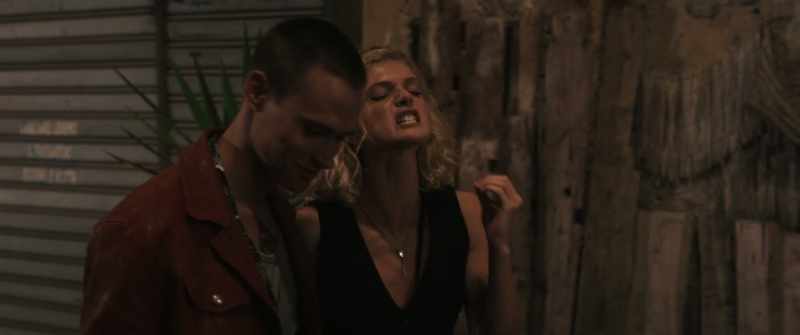 Mia sorella è sicuramente arrabbiata con me, tu non sai