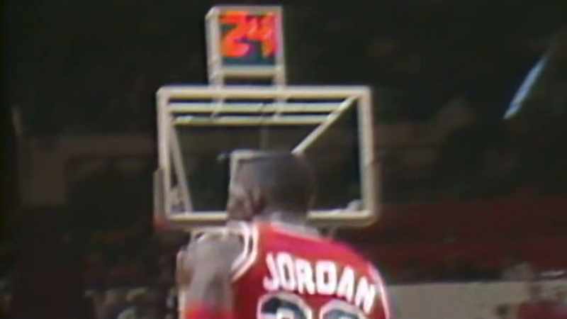 Michael Jordan setting a new Madison Square Garden record