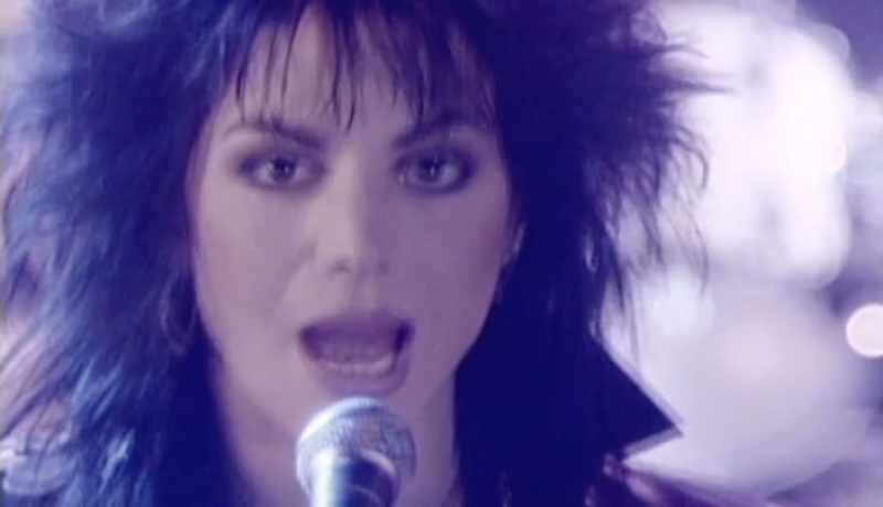 �� Midnight, gettin' uptight, Where are you? ♪