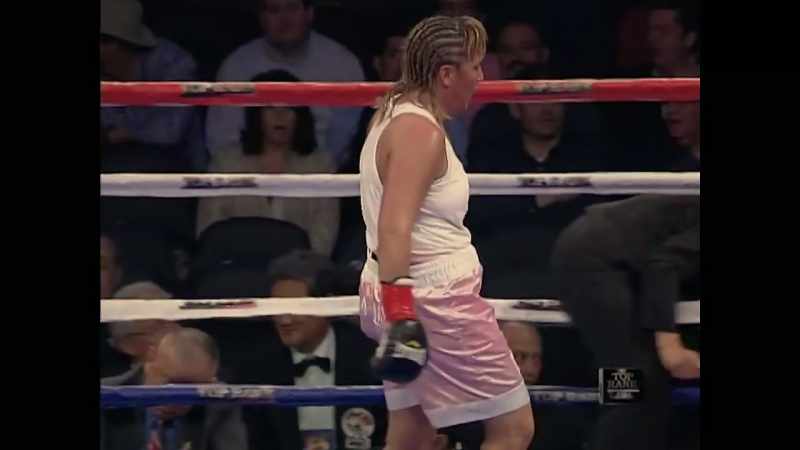 [Miguel] The referee come and say, 