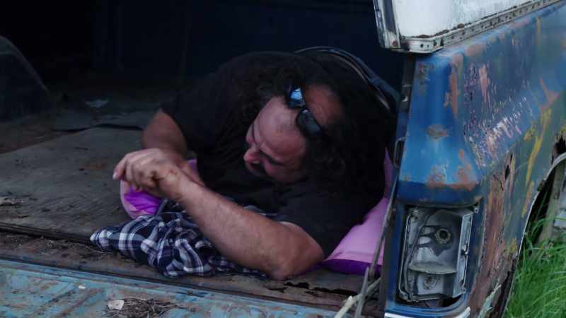 Mike, I'm getting tired. - Crawl in, I'll watch the fire for a bit
