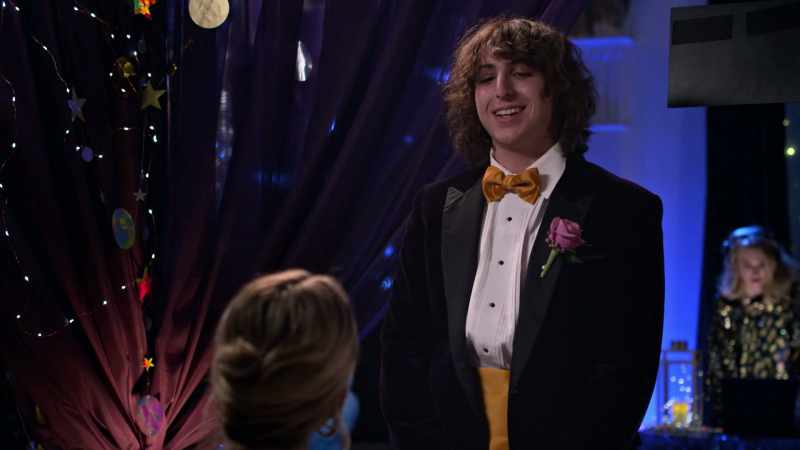 Milady... would you be so kind to let me have this dance?